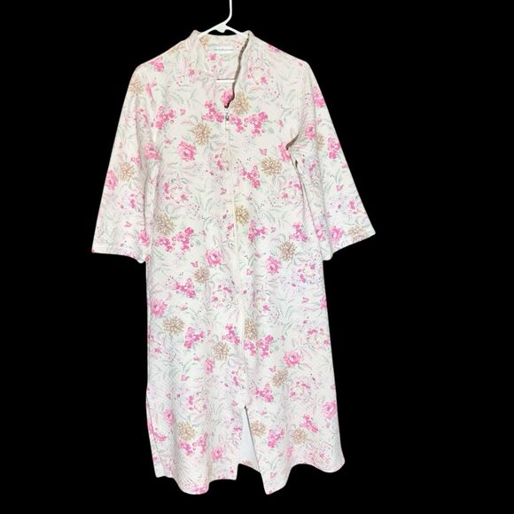 Miss Elaine Other - MISS ELAINE Women’s Zipped Quilted Pink Blush Floral Loungewear Robe Size Small